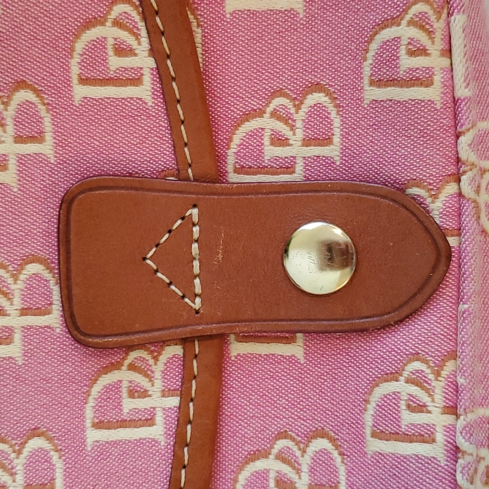 Dooney & Bourke Purse & Wristlet Combo - Picture 13 of 17